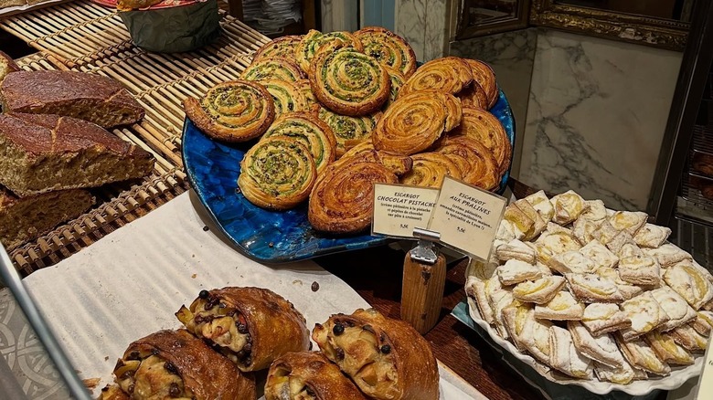 Du Pain et des Idées pastries