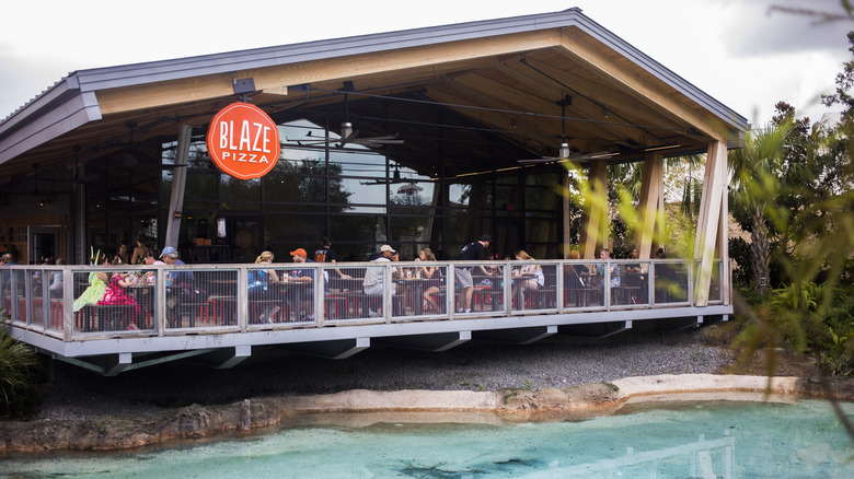 Outside view of Blaze Pizza