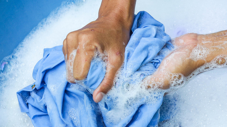 Hand-washing clothes 
