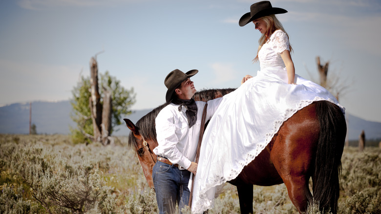 newlyweds on horseback