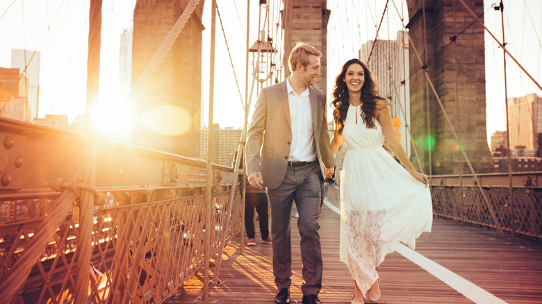 newlyweds on Brooklyn Bridge