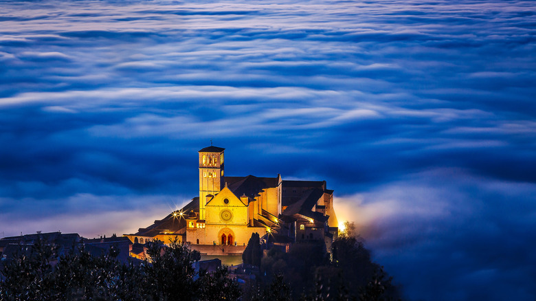 Basilica of St. Francis in fog
