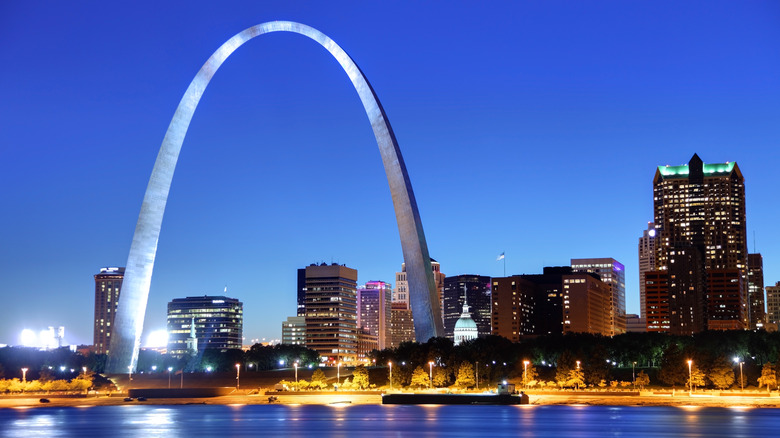 St. Louis skyline at night