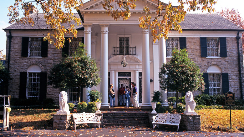 Front view of Graceland