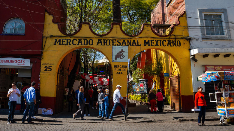 street food in coyoacan