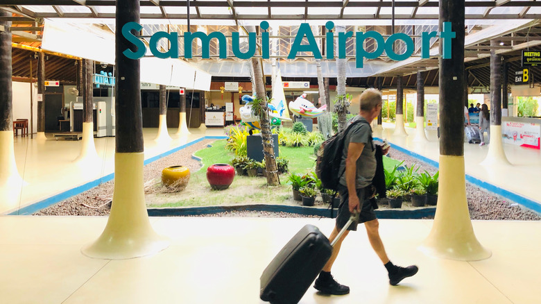 Samui Airport entrance