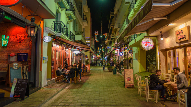 Patras street at night