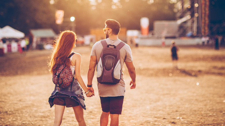 couple at music festival