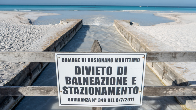 Warning at Rosignano Solvay beach