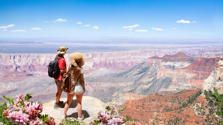 couple at Grand Canyon