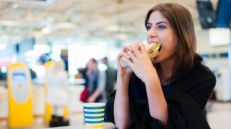 Eating in an airport