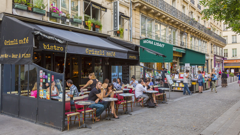 le marais street