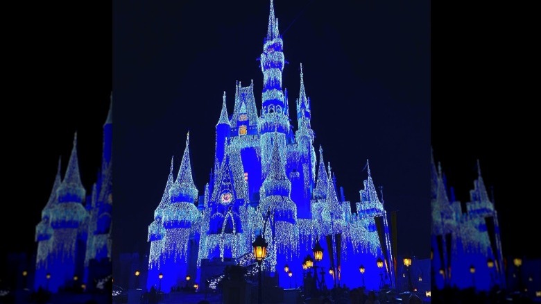 Cinderella Castle at Christmas 2021