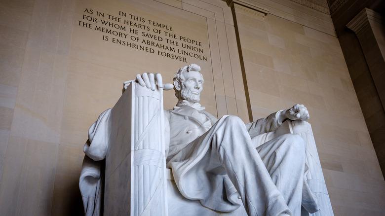 Lincoln statue at Lincoln Memorial