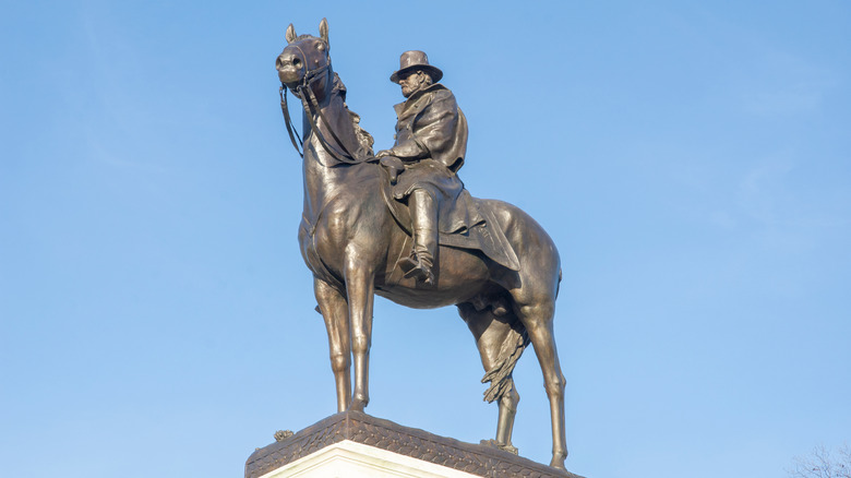 Ulysses S. Grant Memorial statue