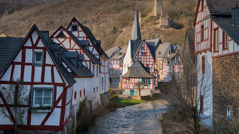 The Elz River running through Monreal