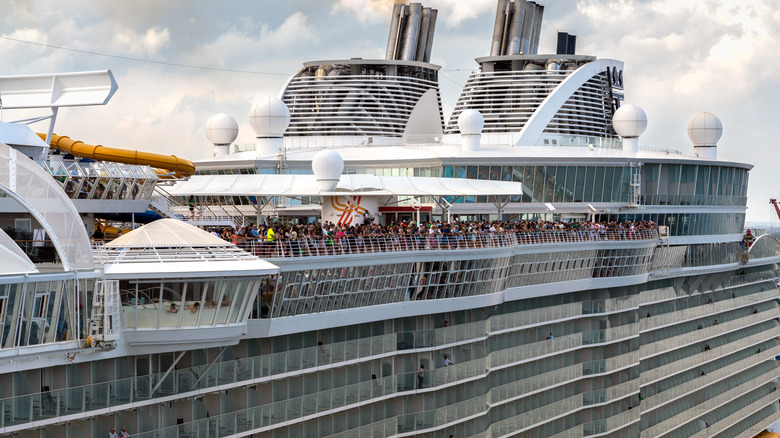 people on cruise ship deck