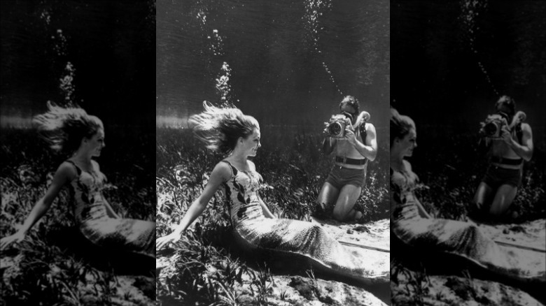 Weeki Wachee Mermaid and photographer in 1966