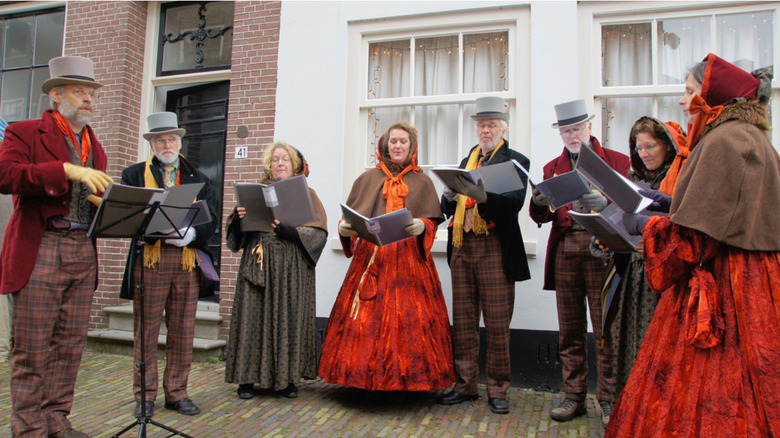 Deventer, Netherlands carolers