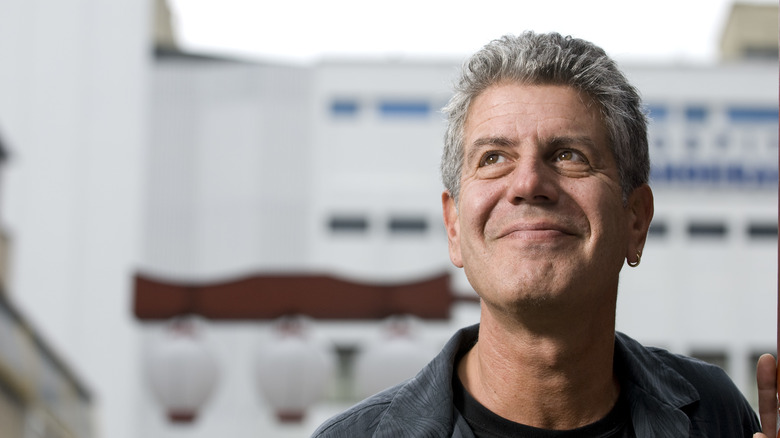 Anthony Bourdain looking upwards