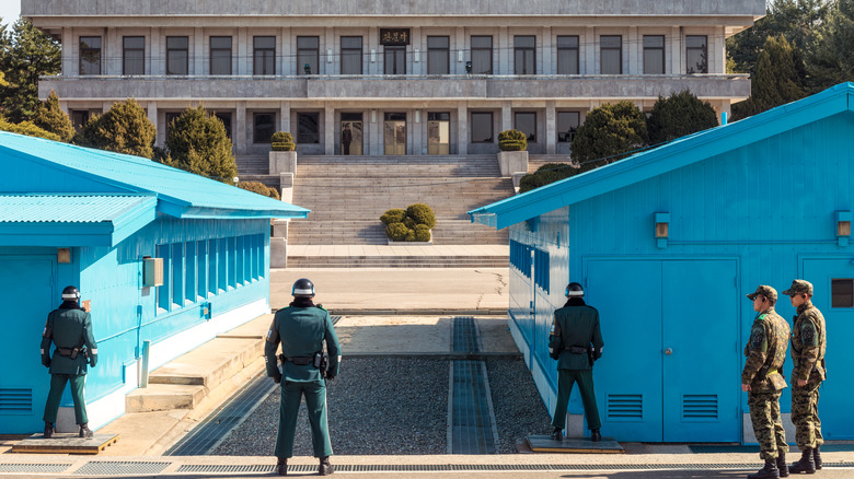 Soldiers at the DMZ