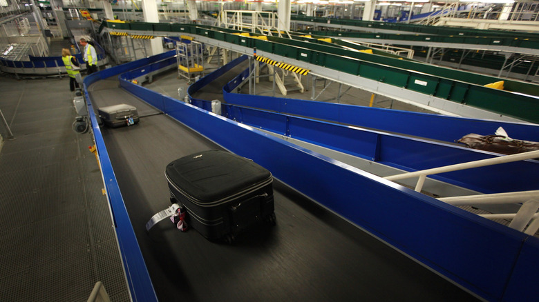 Airport conveyor belts