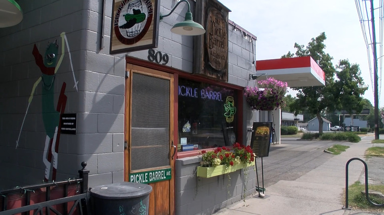 Pickle Barrel storefront daytime