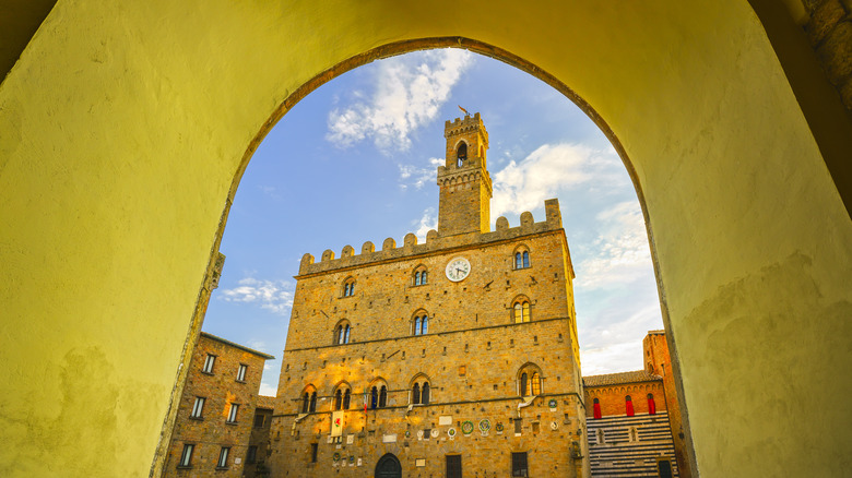 View of Palazzo dei Priori from archway