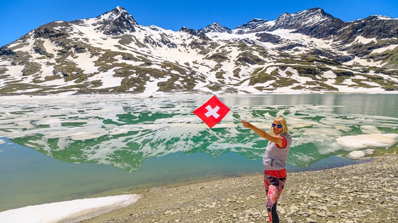 woman at lago bianco