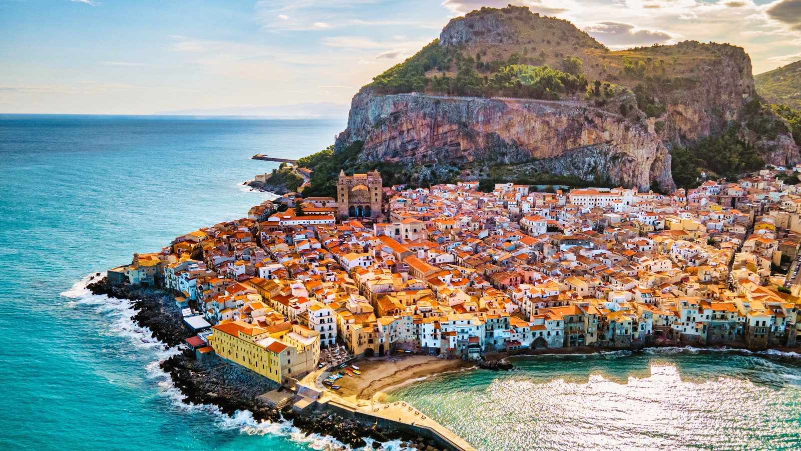 This Buzzing, Colorful Island Has Some Of The Best Food In Italy ...