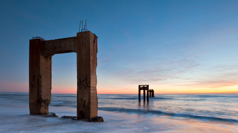 Davenport California pier ruins