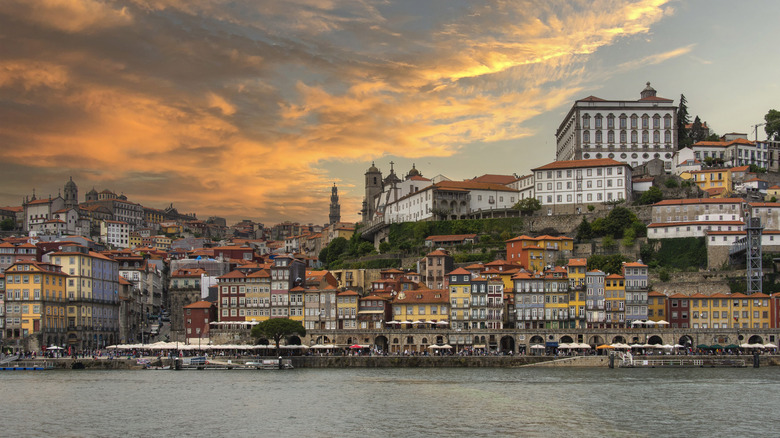Porto's old town