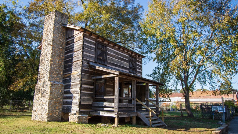 The Vann Cherokee Cabin