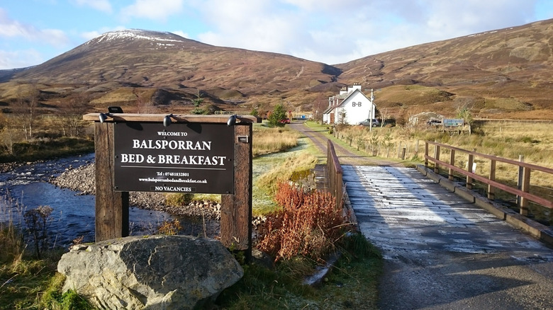 traditional B&B in Scottish nature