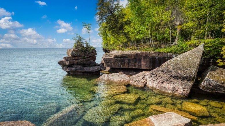 Rocky coastline in Big Bay State Park