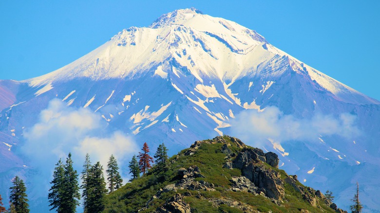 view of Mount Shasta