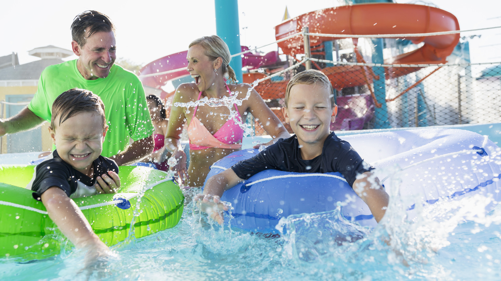 This Midwest Indoor Water Park Is A Must-Visit For A Fun Family Vacation