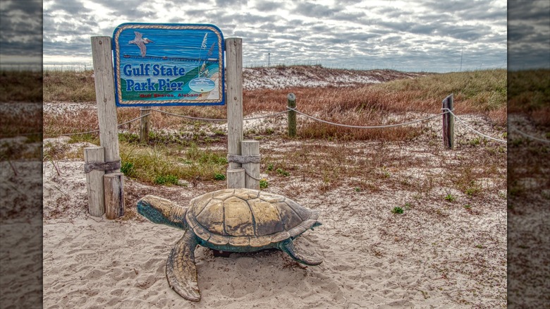 Gulf Park sign with turtle statue