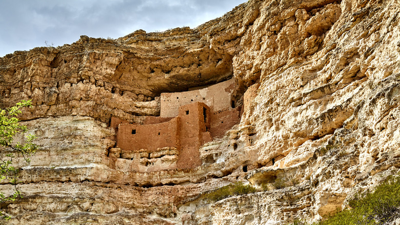 Native American cliff dwelling