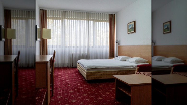 Hotel Grand, Sarajevo room interior