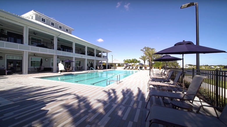The Tides RV Resort pool