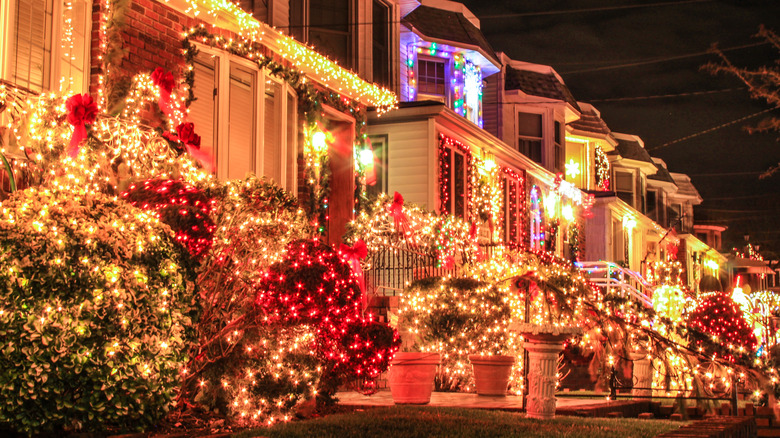 Saratoga Springs Christmas streetwalk