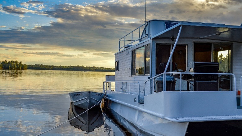 houseboat overlooking a lake