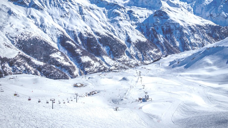 chair lift and snowy ski slope