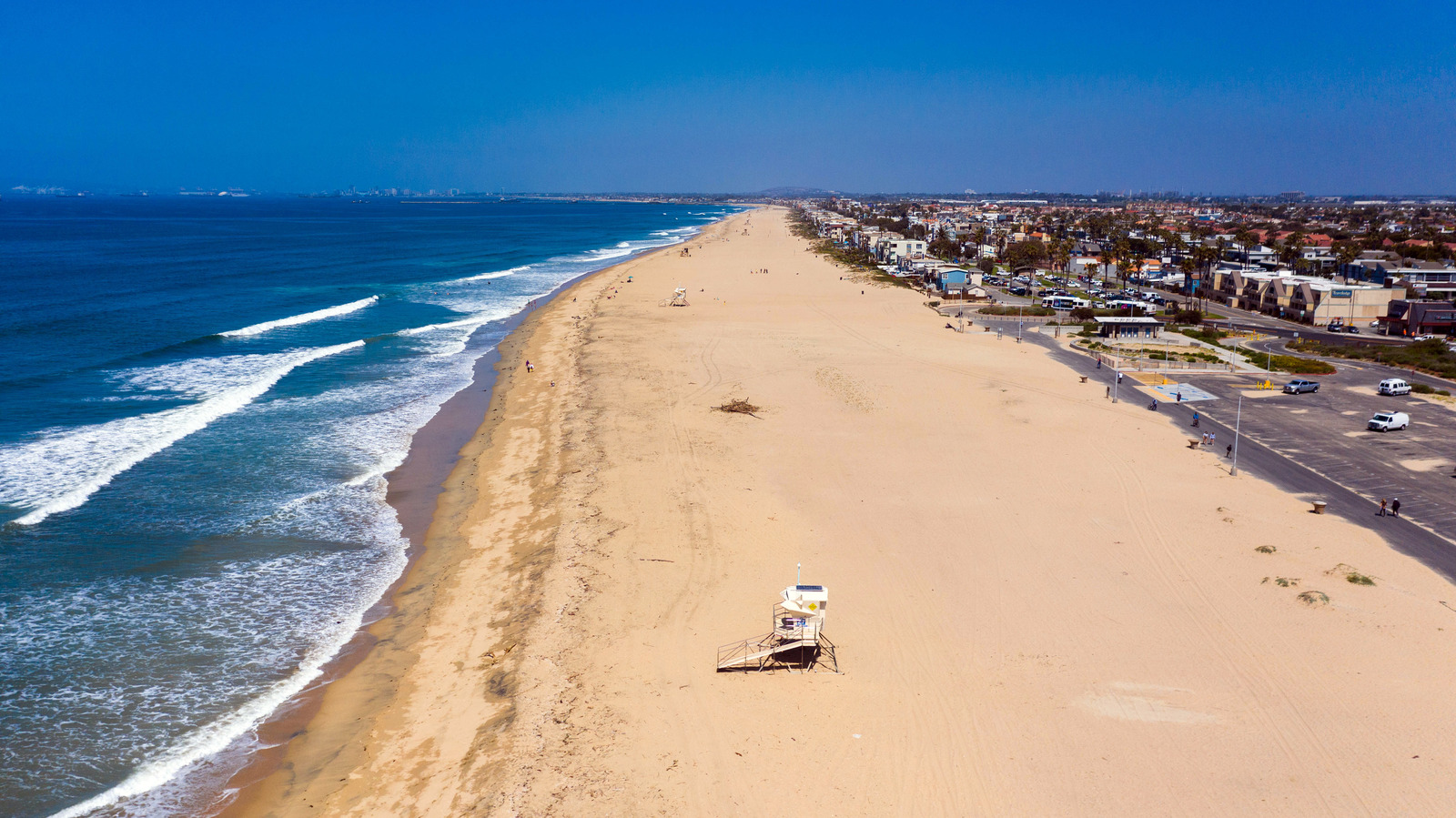 This West Coast Beach Has Great Year-Round Weather To Escape A Brutal ...