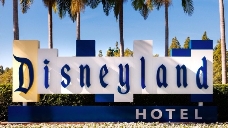 Disneyland Hotel's front entrance sign