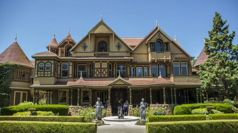 Front exterior of Winchester Mystery House