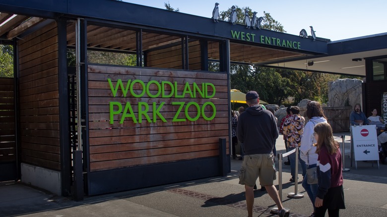 Woodland Park Zoo entrance