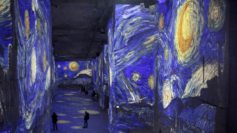 Art expereince at Carrieres de Lumieres