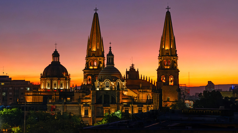 Guadalajara cathedral at night